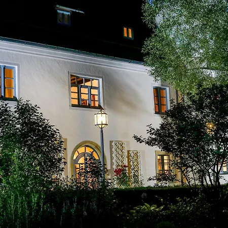 منزل للإقامة Schloss Maierhofen Painten