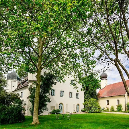 Δωμάτια σε οικογενειακή κατοικία Schloss Maierhofen *